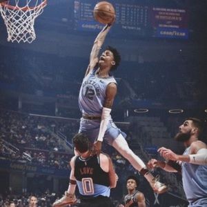 Meet your Posher, Alijah